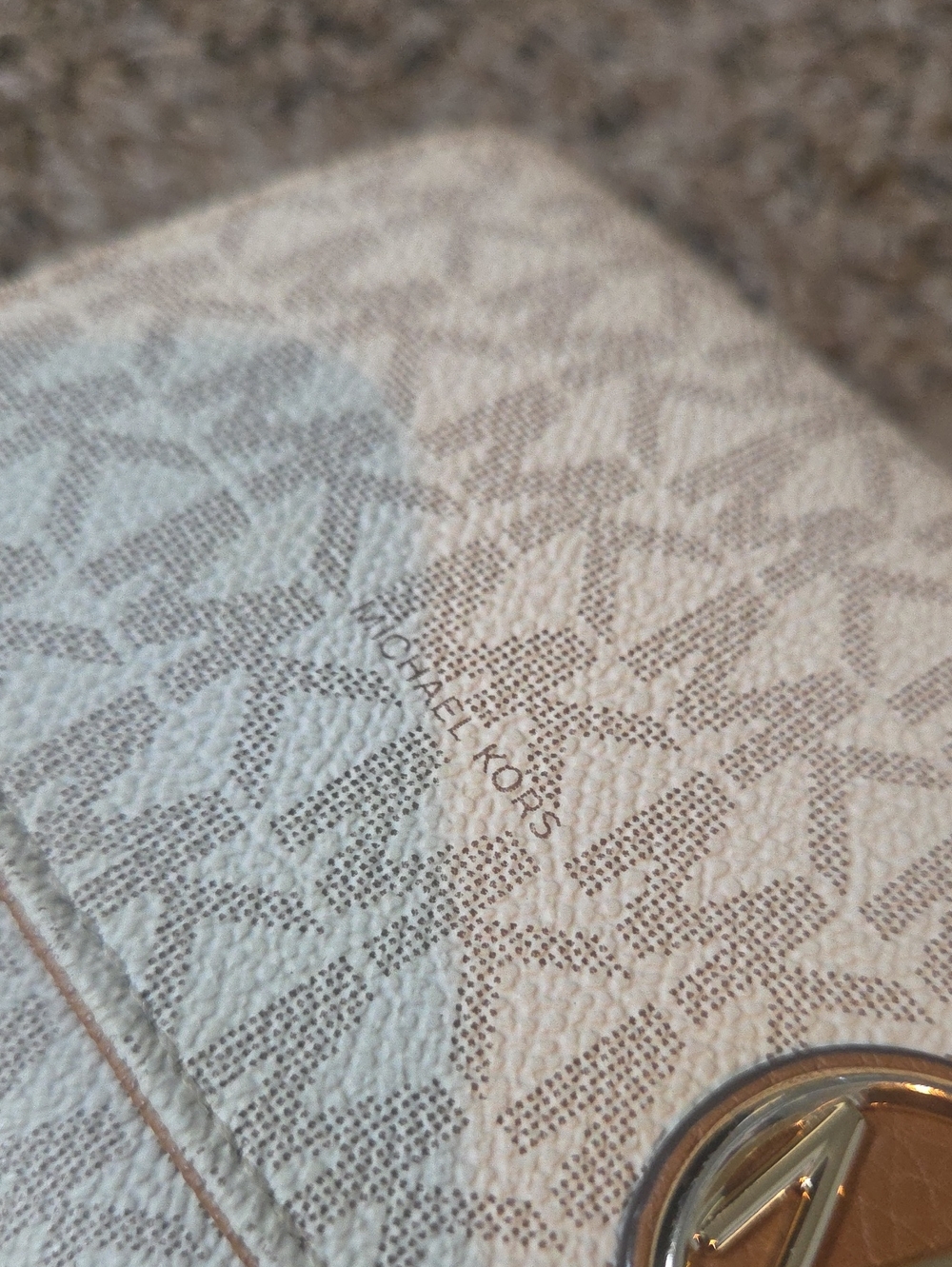 Michael Kors Cream/White MK Continental Wallet with Gold Logo - Picture 10 of 14